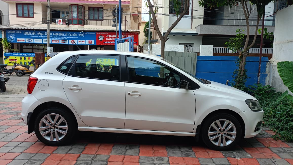 Volkswagen Polo - Image 7